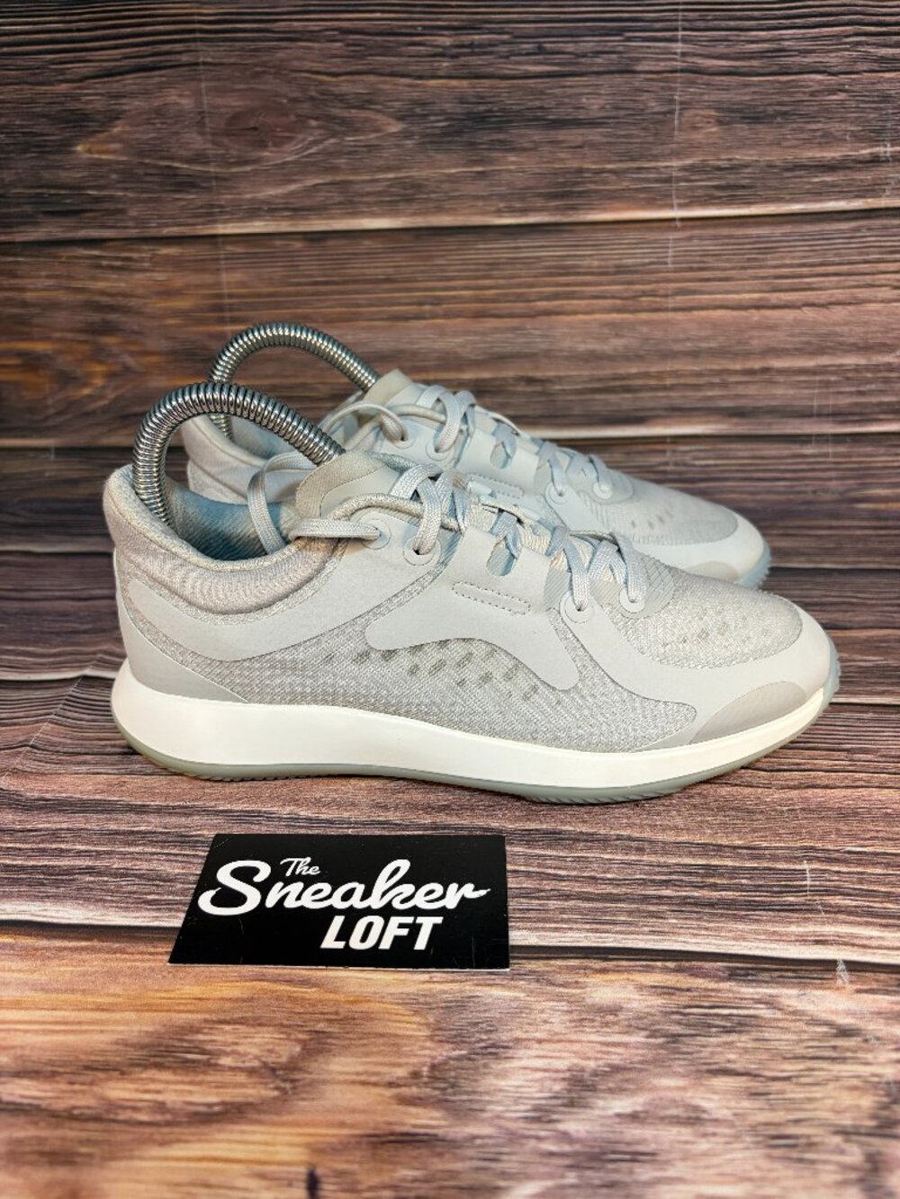 Lululemon Strongfeel Women's Athletic Gray Lace Up Shoes Size 6